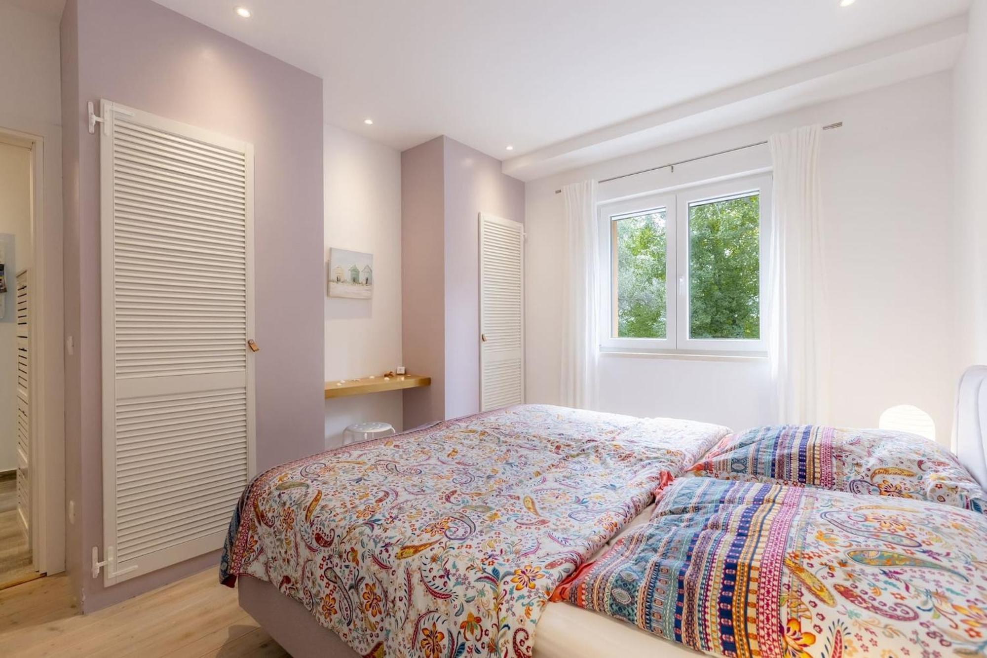 Red House Trget With Swimming Pool, Sauna And Jacuzzi ラビン エクステリア 写真